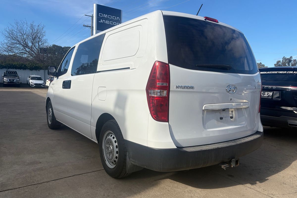 2017 Hyundai iLoad TQ3-V Series II