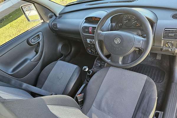 2010 Holden Combo XC