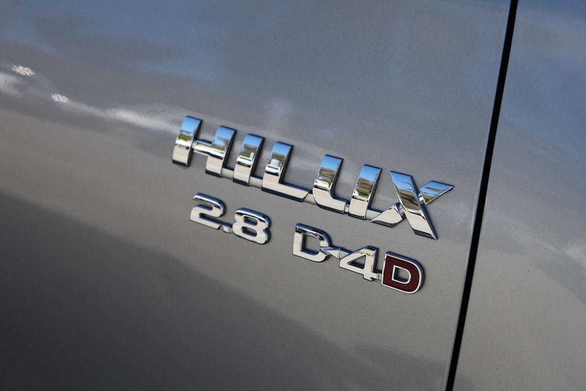 2016 Toyota Hilux SR5 GUN126R 4X4