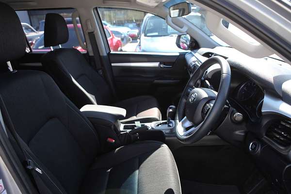 2016 Toyota Hilux SR5 GUN126R 4X4