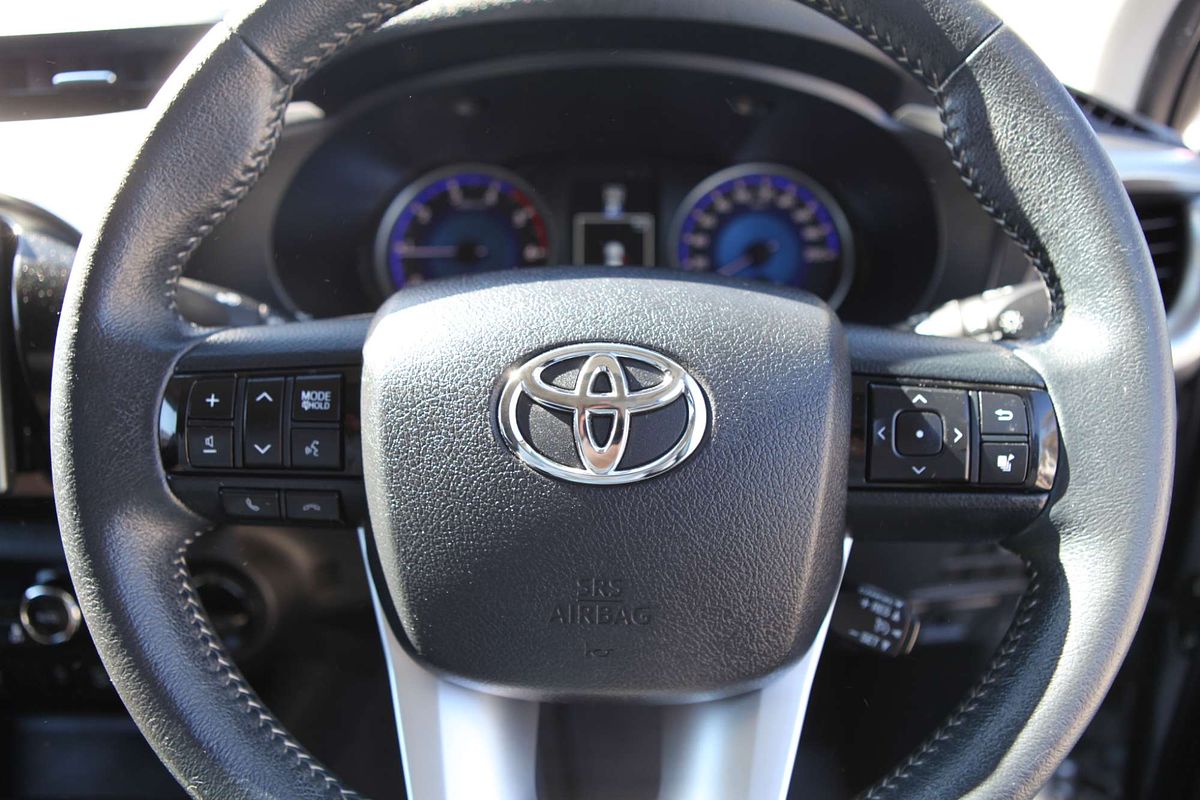 2016 Toyota Hilux SR5 GUN126R 4X4