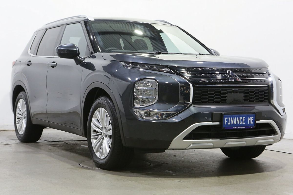 2024 Mitsubishi Outlander LS ZM