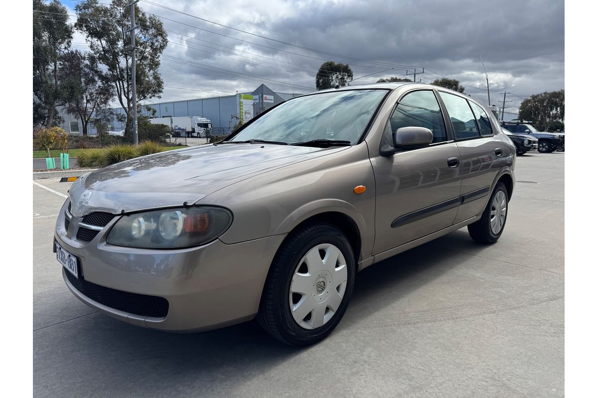 2005 Nissan Pulsar ST N16 S2
