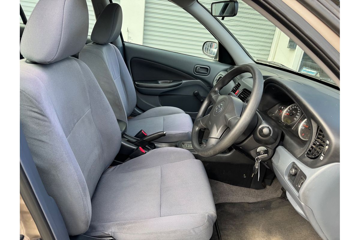 2005 Nissan Pulsar ST N16 S2