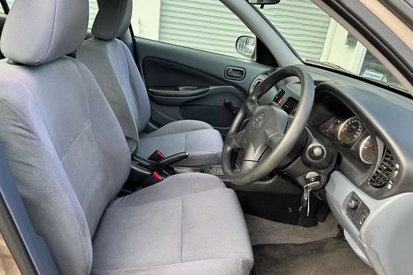 2005 Nissan Pulsar ST N16 S2