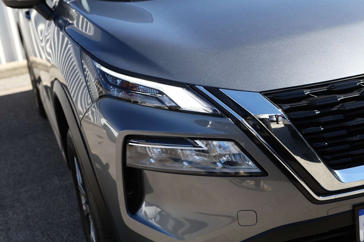 2024 Nissan X-TRAIL ST T33