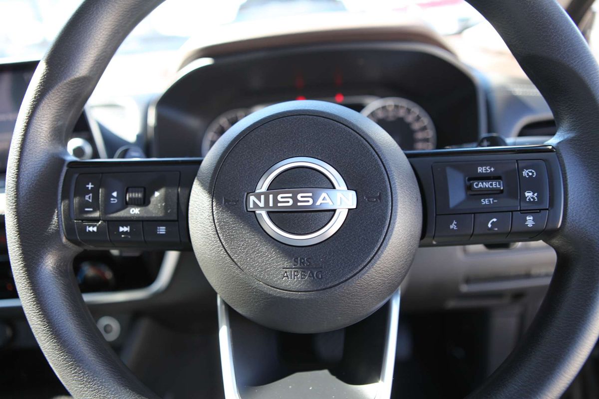 2024 Nissan X-TRAIL ST T33