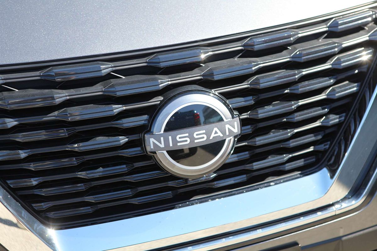 2024 Nissan X-TRAIL ST T33