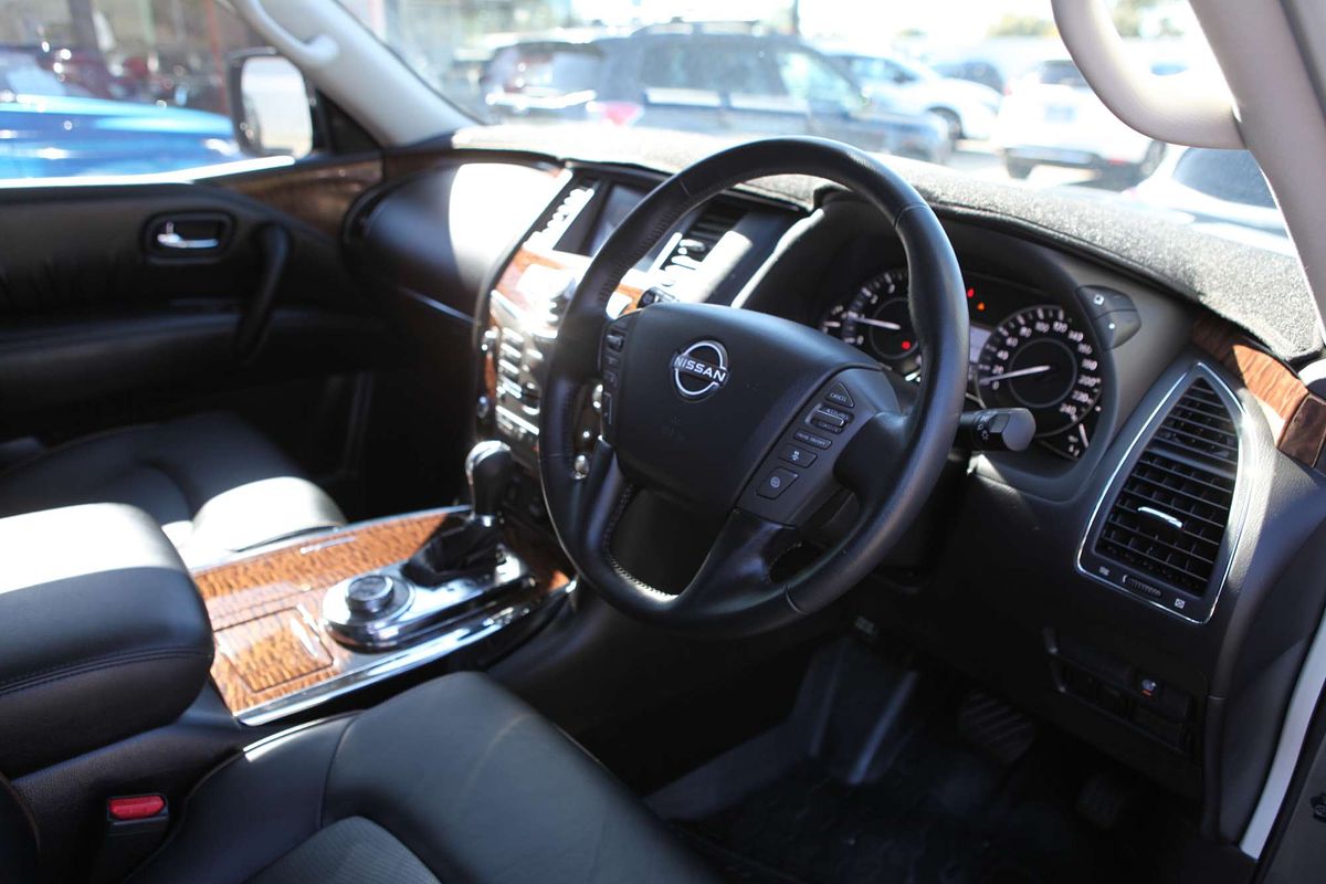 2023 Nissan Patrol Ti Y62