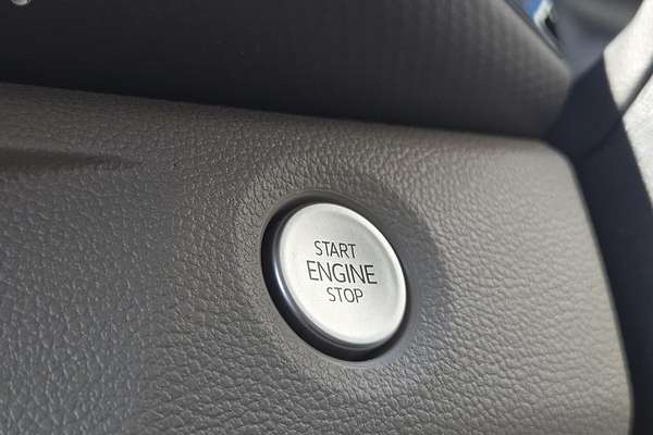 2025 Volkswagen Multivan TDI360 Life T7 SWB