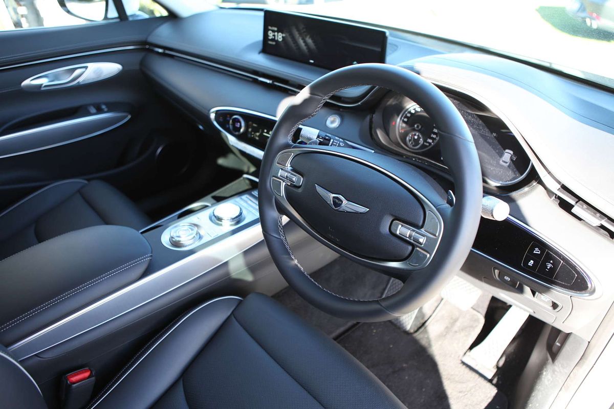 2024 Genesis GV70 2.5T AWD JK.V2