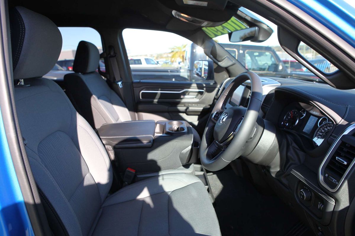 2024 RAM 1500 Big Horn DT 4X4 LWB