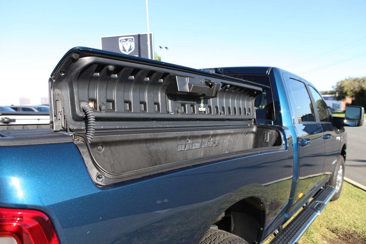 2024 RAM 2500 Laramie Rambox DJ 4X4