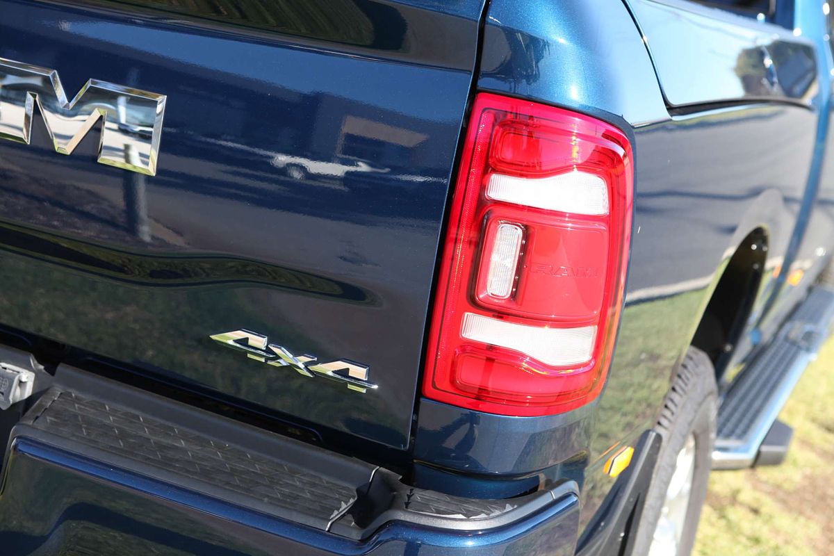 2024 RAM 2500 Laramie Rambox DJ 4X4
