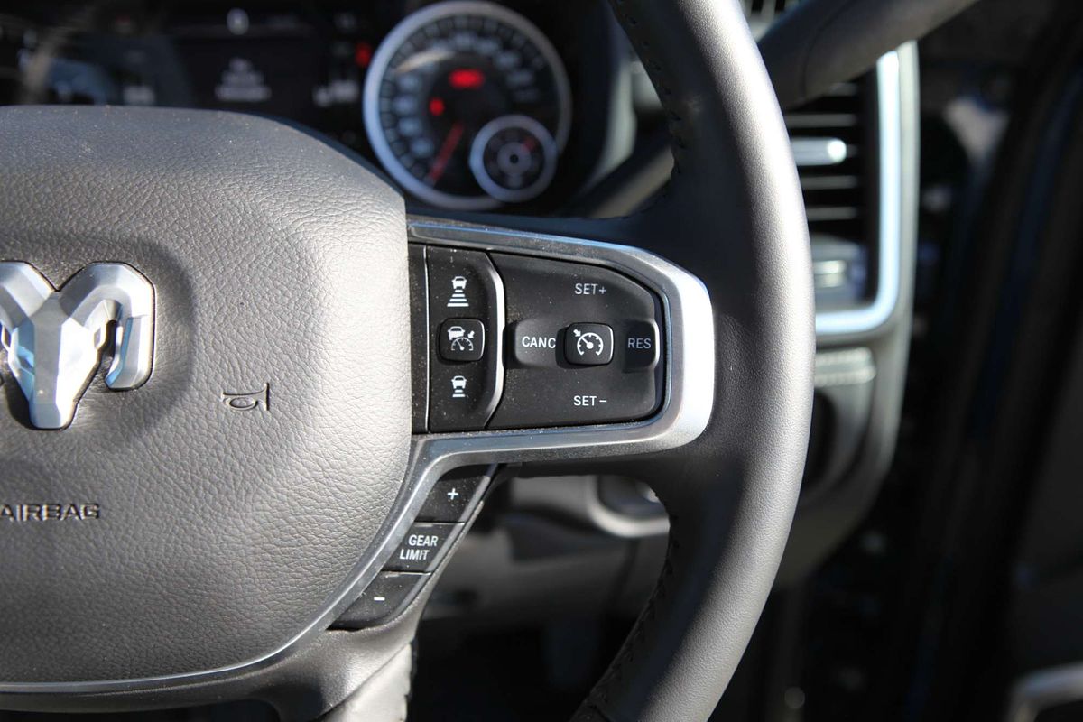 2024 RAM 2500 Laramie Rambox DJ 4X4