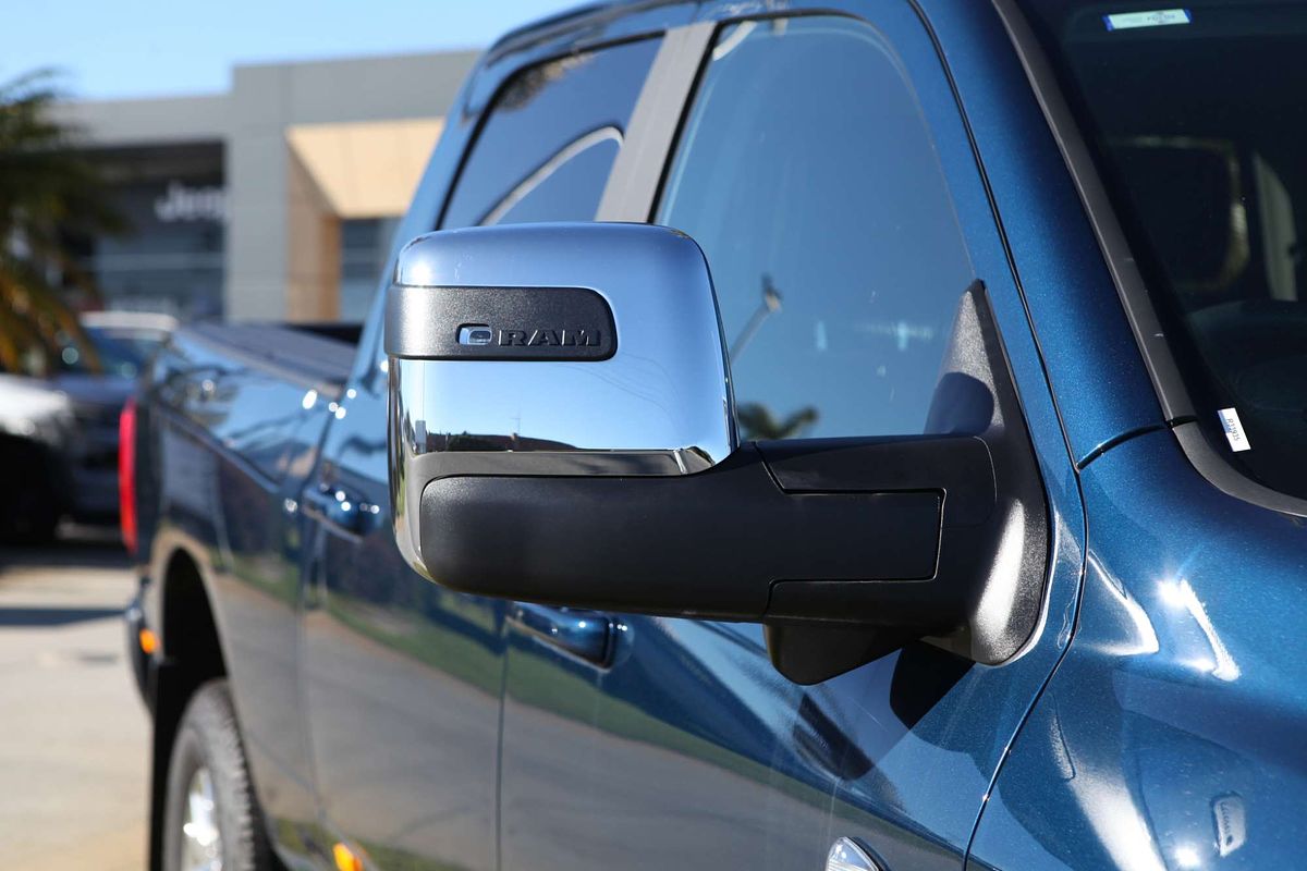 2024 RAM 2500 Laramie Rambox DJ 4X4