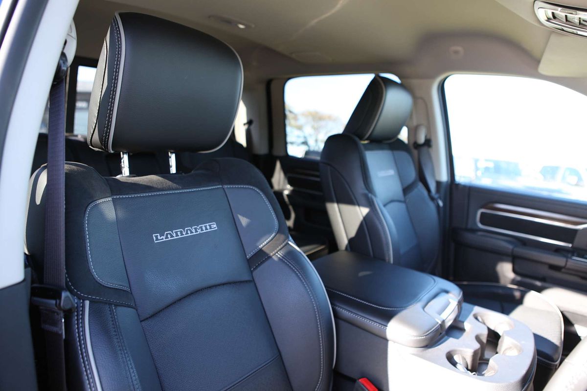 2024 RAM 2500 Laramie Rambox DJ 4X4