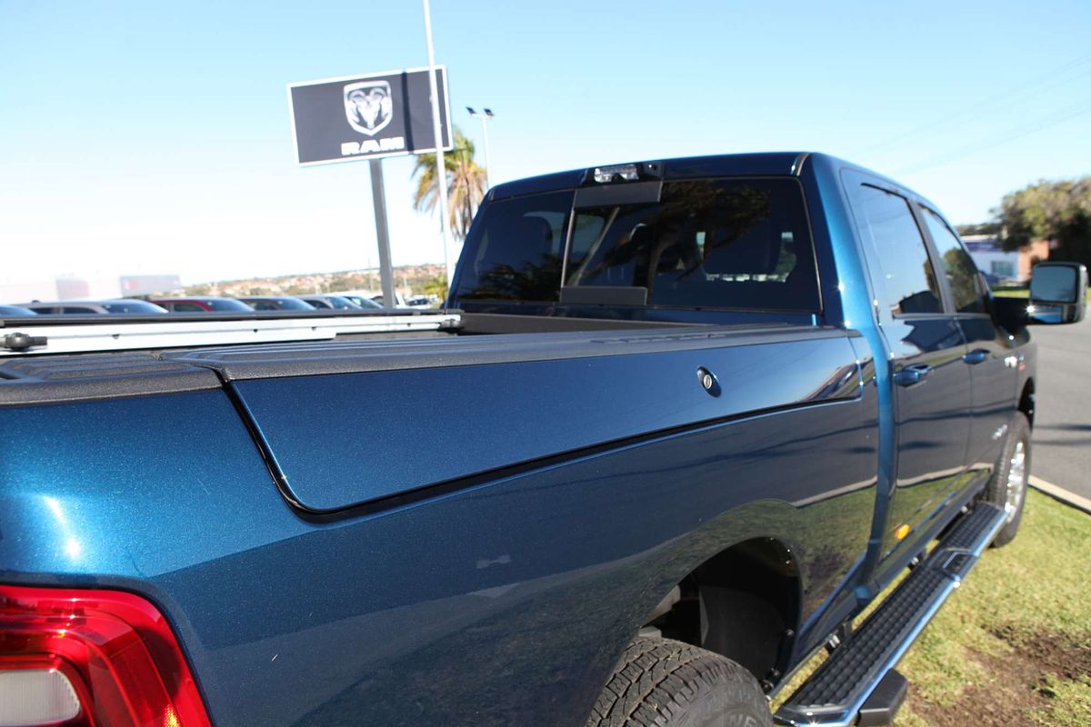 2024 RAM 2500 Laramie Rambox DJ 4X4