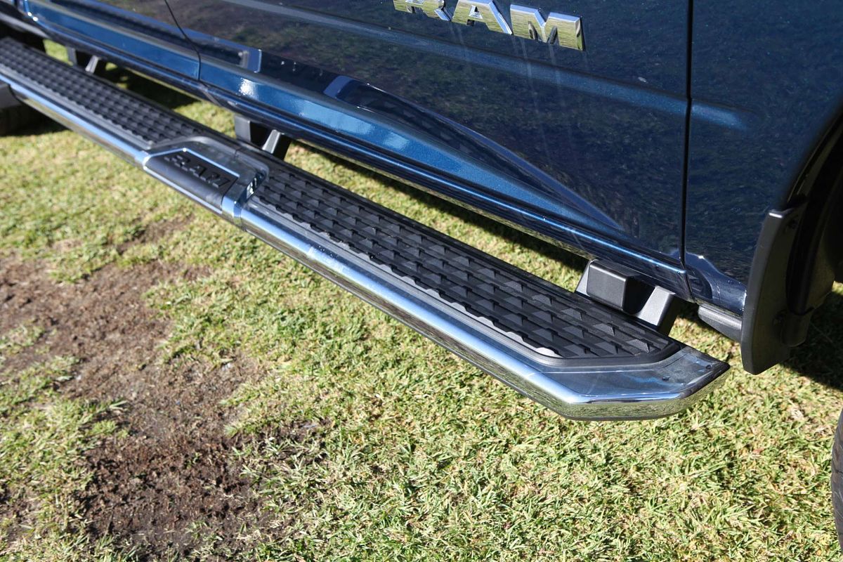 2024 RAM 2500 Laramie Rambox DJ 4X4
