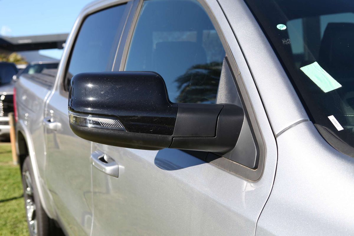 2025 RAM 1500 Laramie Sport Hurricane SO RamBox DT 4X4 SWB