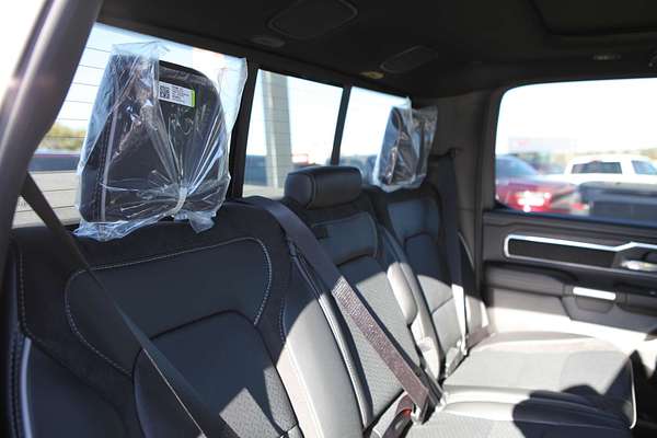 2025 RAM 1500 Laramie Sport Hurricane SO RamBox DT 4X4 SWB