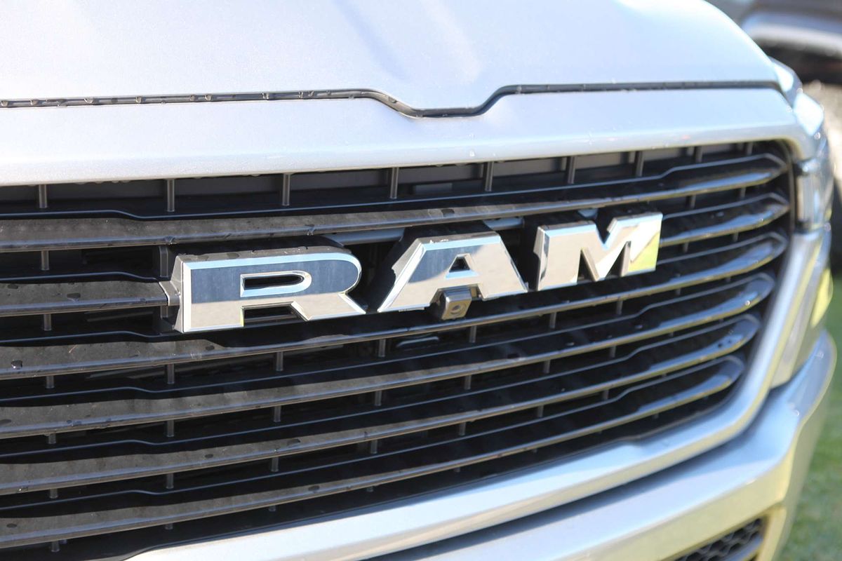2025 RAM 1500 Laramie Sport Hurricane SO RamBox DT 4X4 SWB