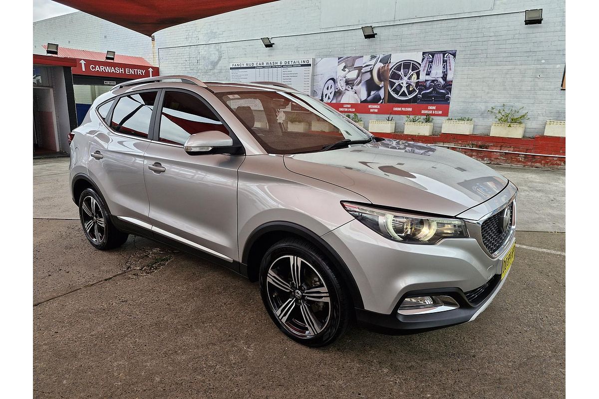 2019 MG ZS Essence AZS1