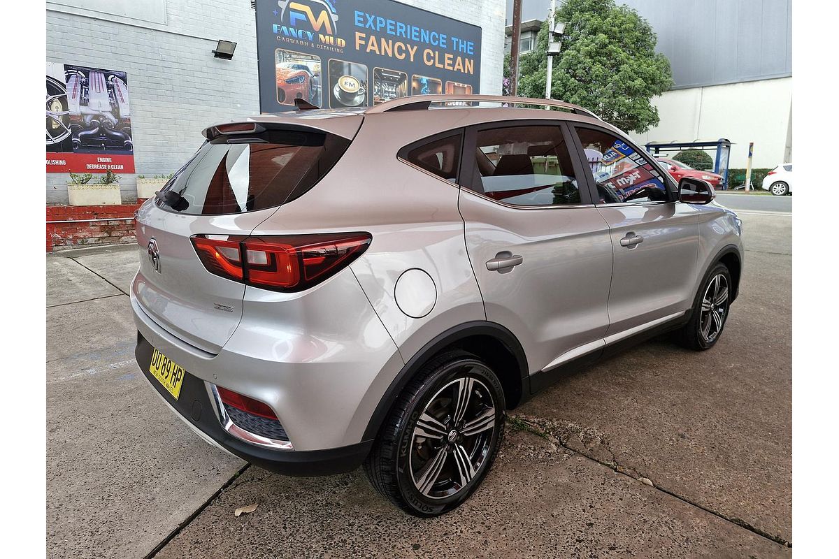 2019 MG ZS Essence AZS1