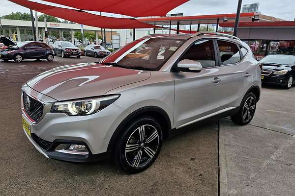 2019 MG ZS Essence AZS1