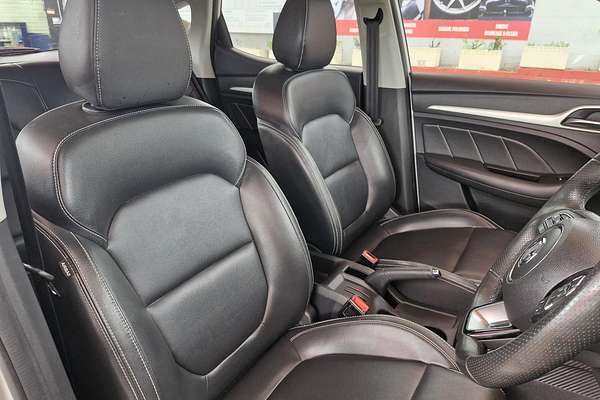 2019 MG ZS Essence AZS1