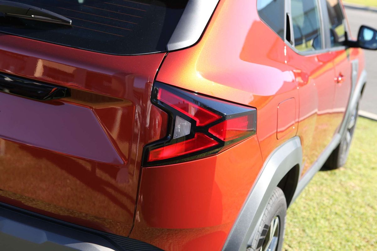 2025 Renault Duster Techno X1311