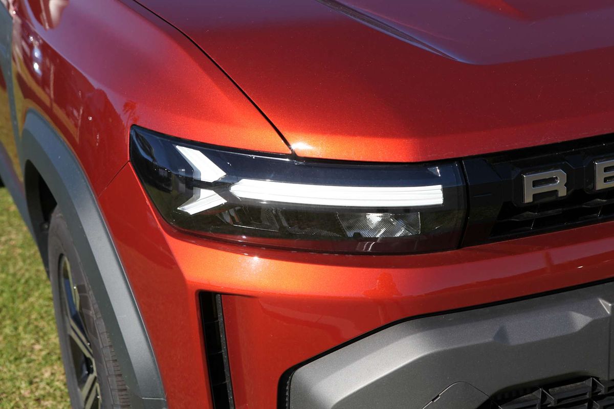 2025 Renault Duster Techno X1311