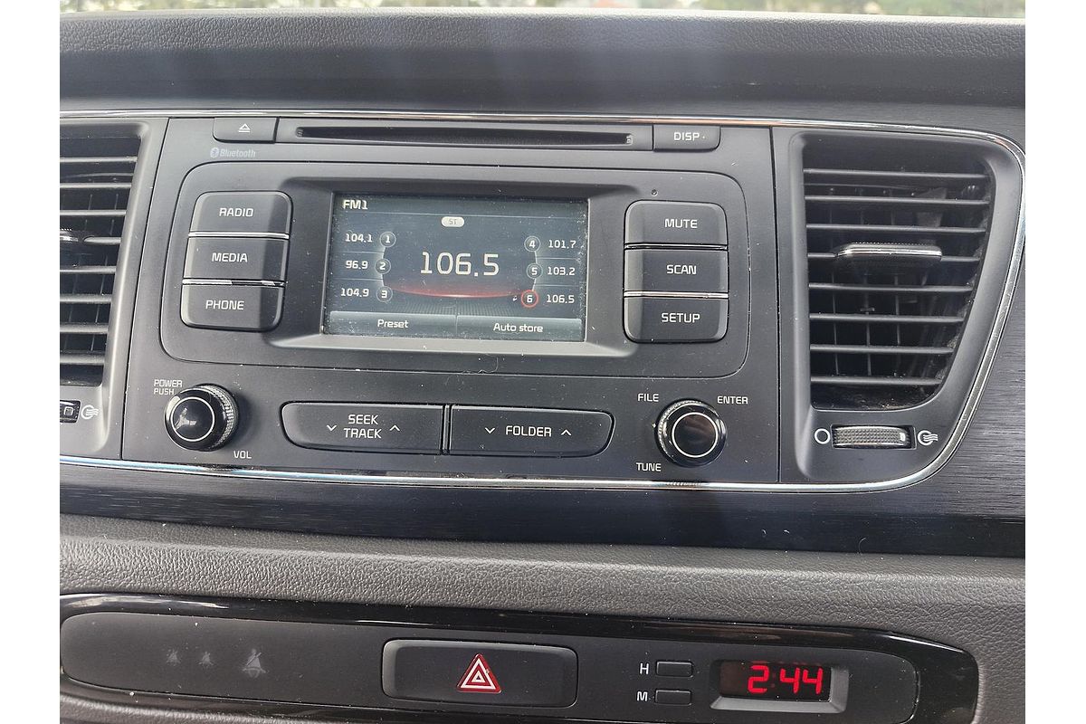 2015 Kia Carnival S YP
