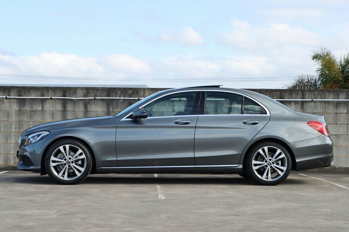 2017 Mercedes-Benz C-Class C200 W205