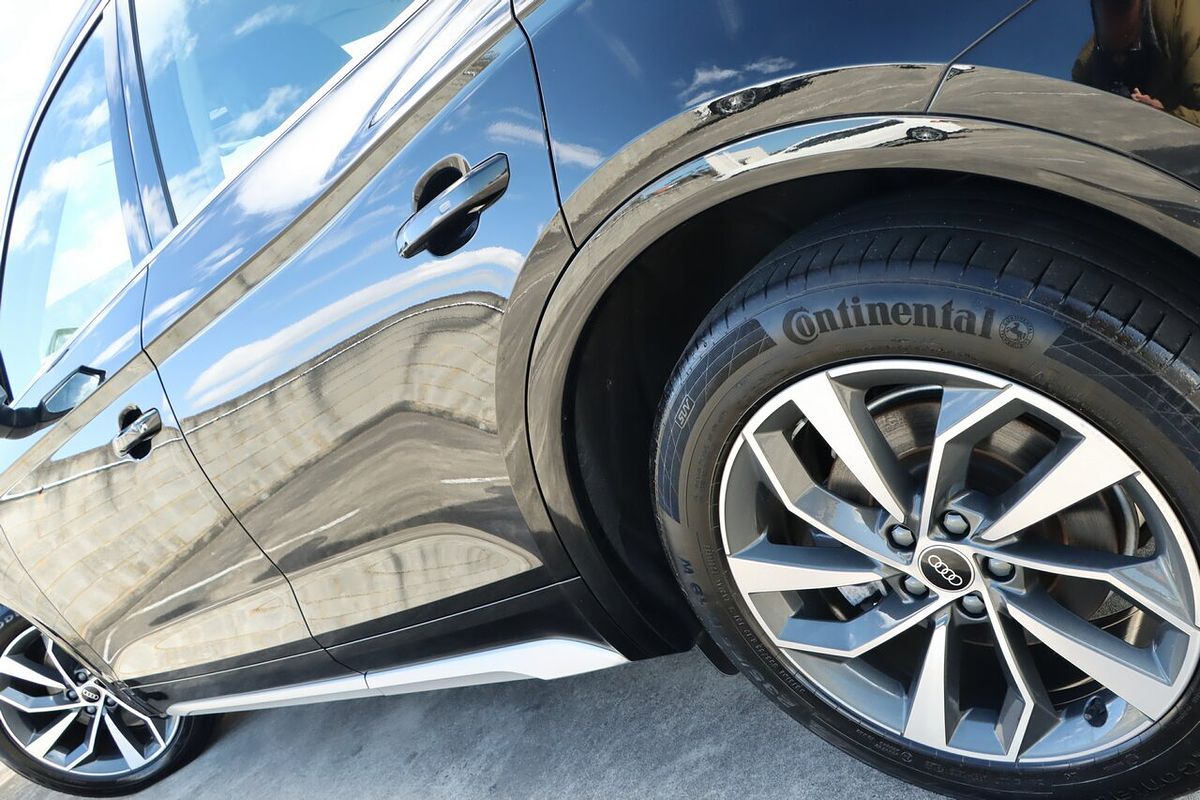 2022 Audi Q5 35 TDI FY