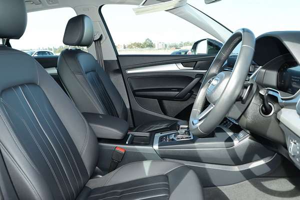 2022 Audi Q5 35 TDI FY