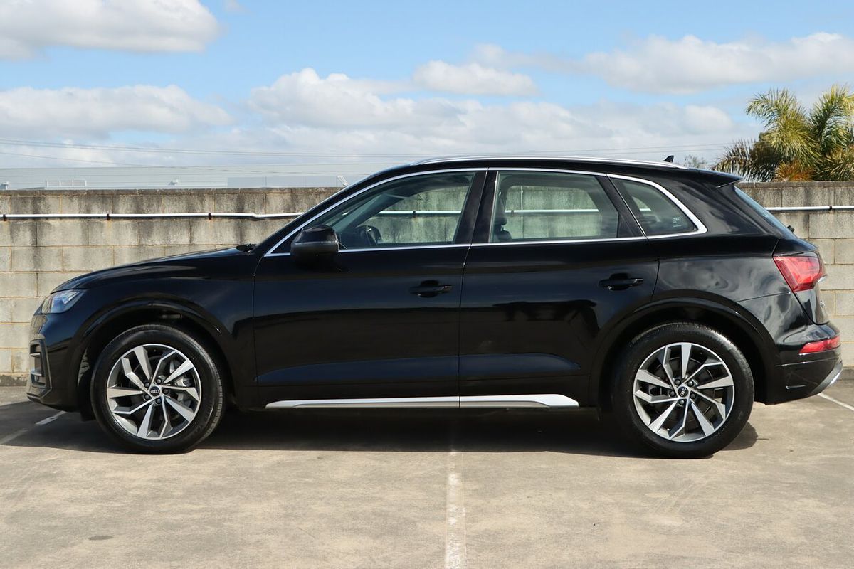 2022 Audi Q5 35 TDI FY