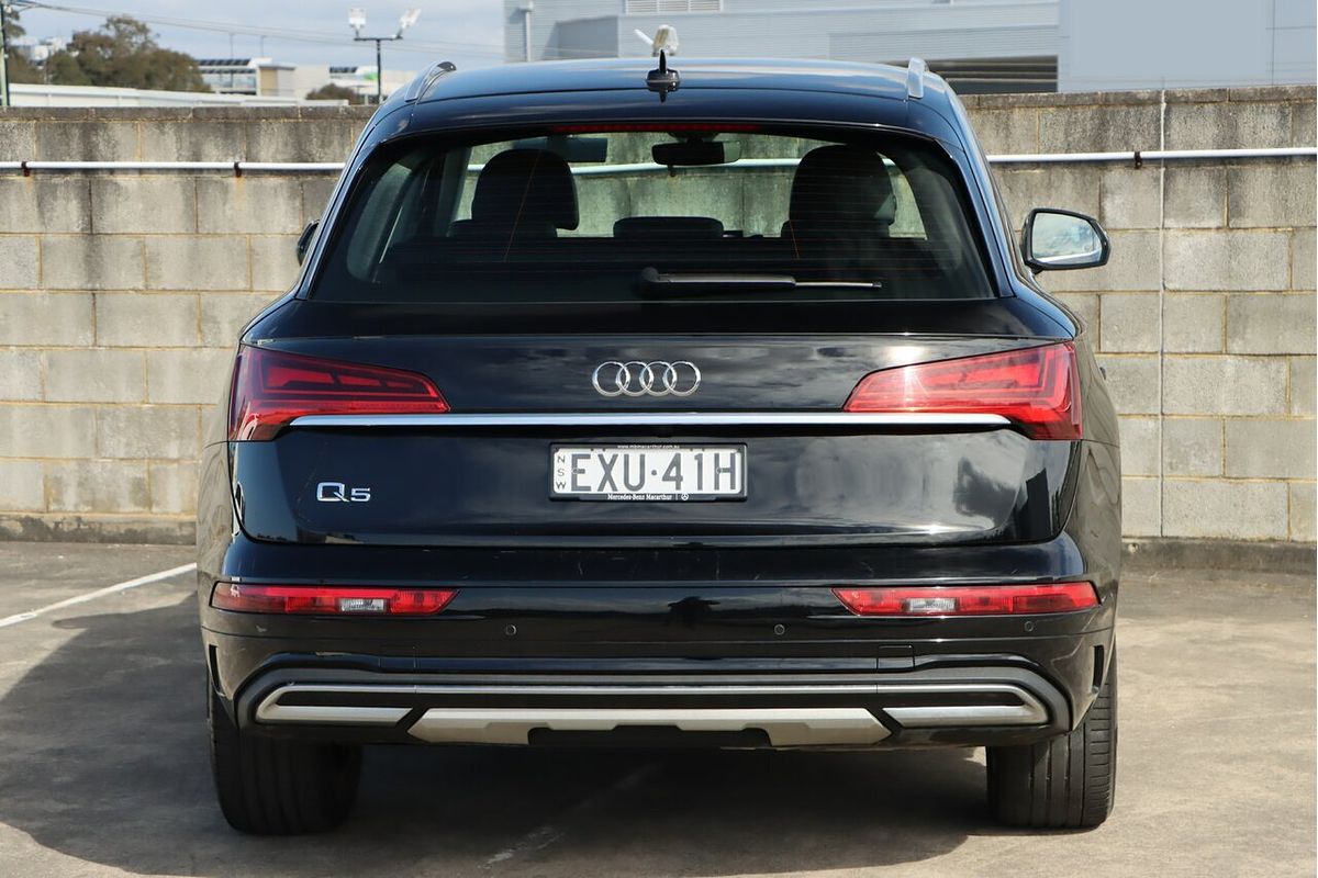 2022 Audi Q5 35 TDI FY