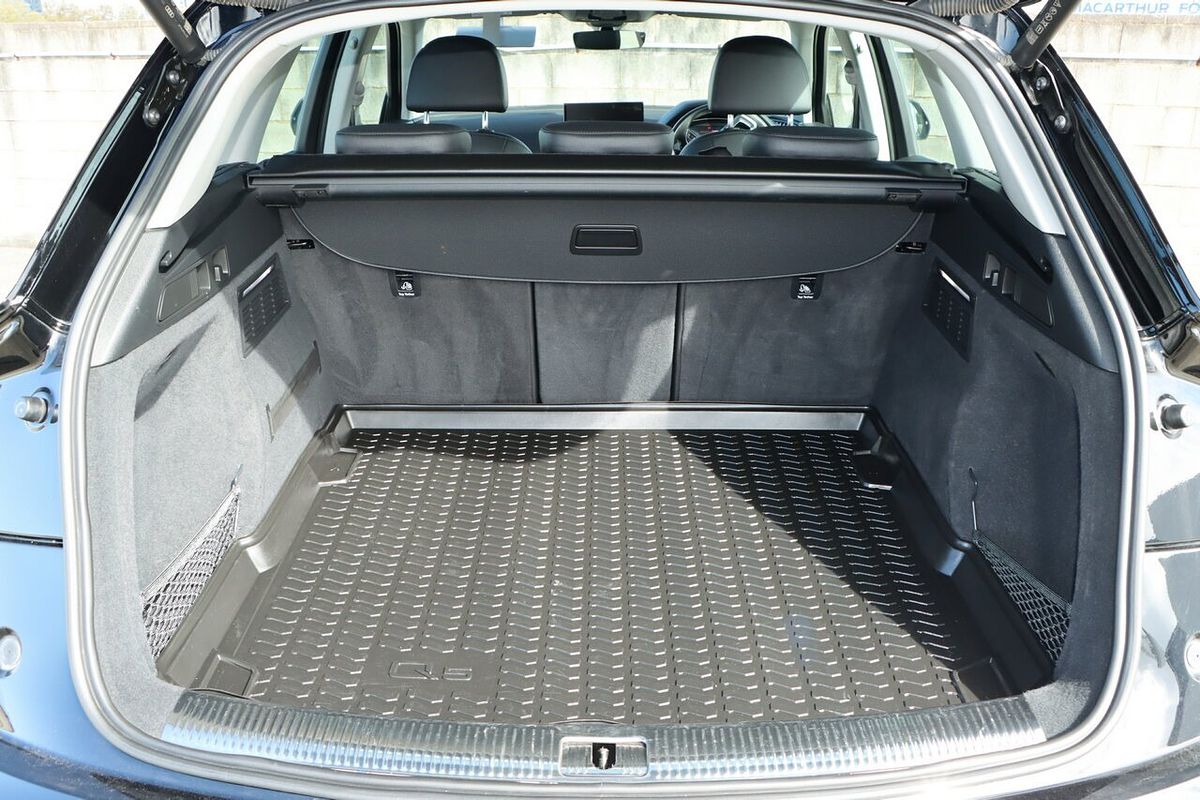 2022 Audi Q5 35 TDI FY