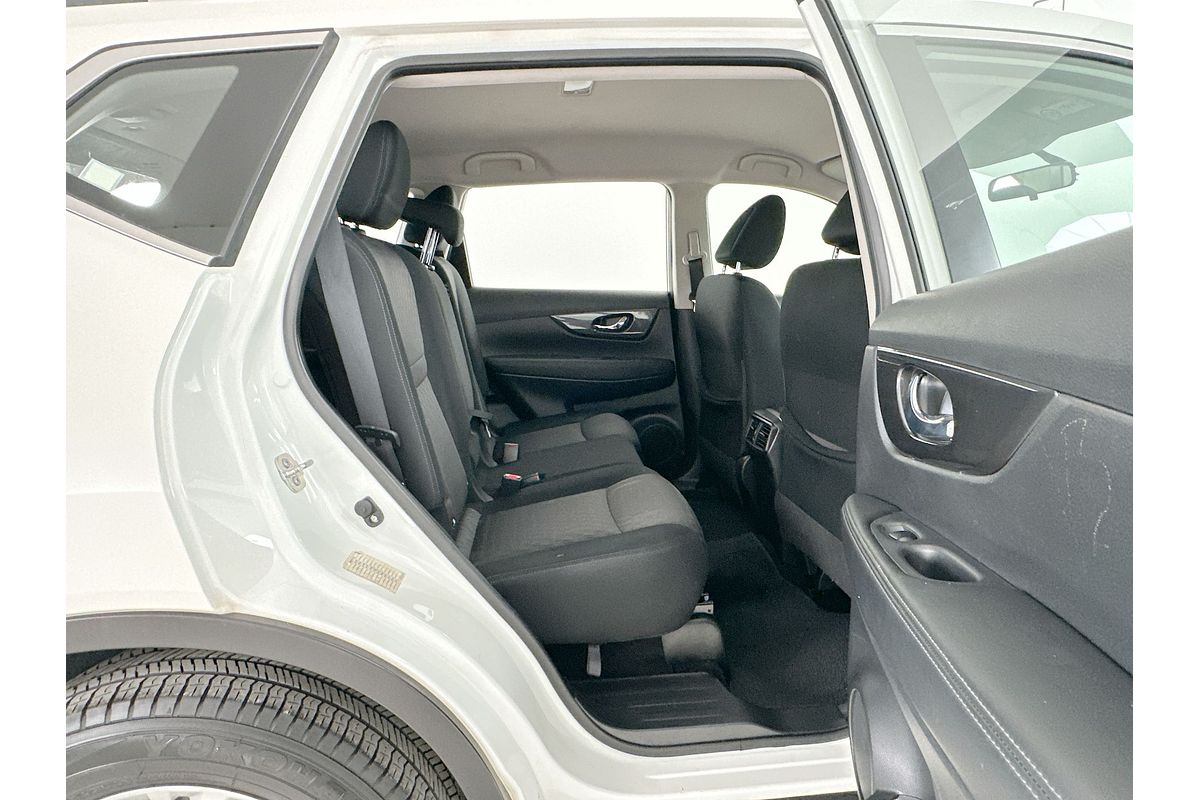 2022 Nissan X-TRAIL ST T32