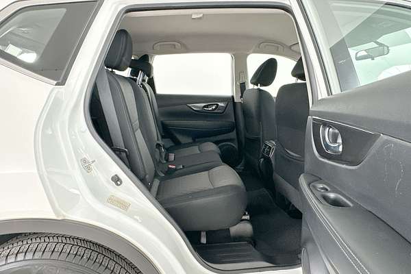 2022 Nissan X-TRAIL ST T32