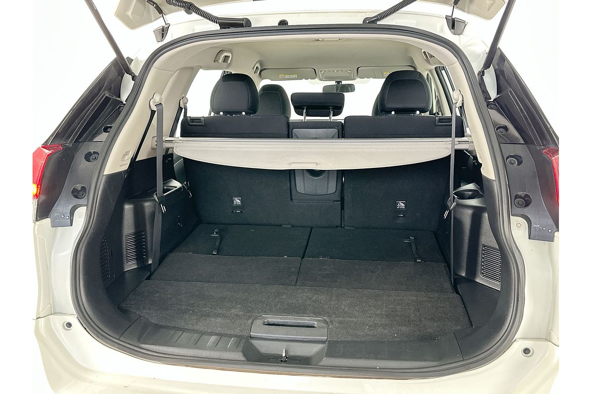 2022 Nissan X-TRAIL ST T32