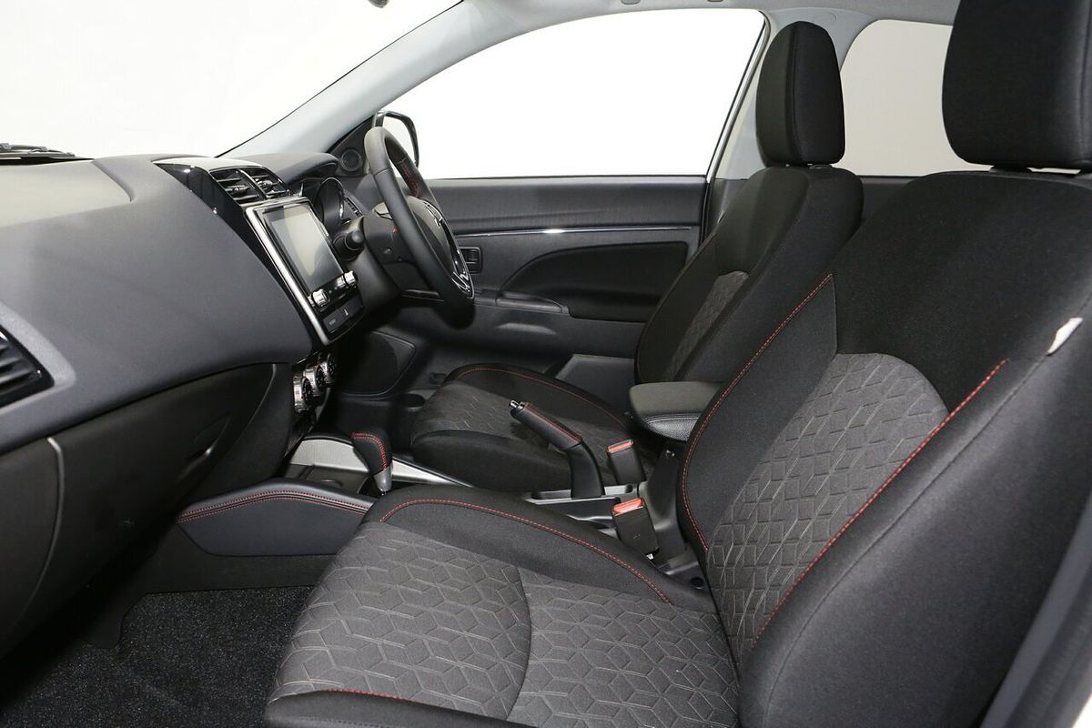 2025 Mitsubishi ASX MR XD