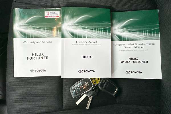 2020 Toyota Hilux SR5 GUN126R 4X4