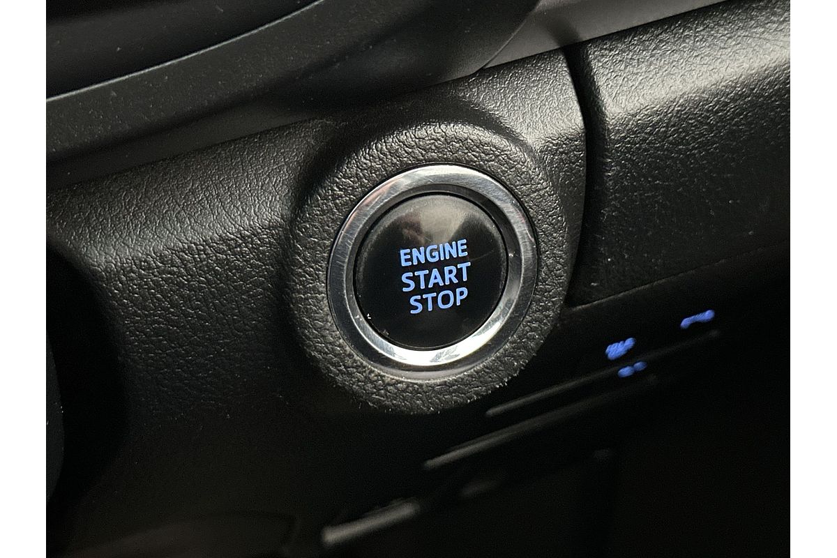 2020 Toyota Hilux SR5 GUN126R 4X4