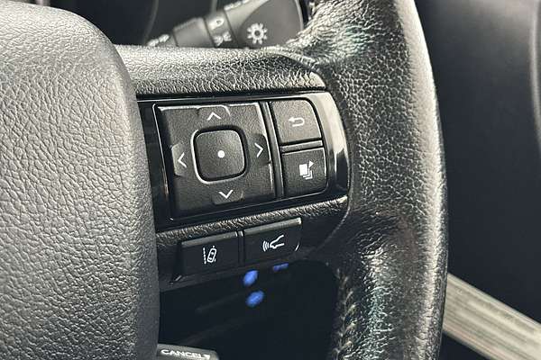 2020 Toyota Hilux SR5 GUN126R 4X4