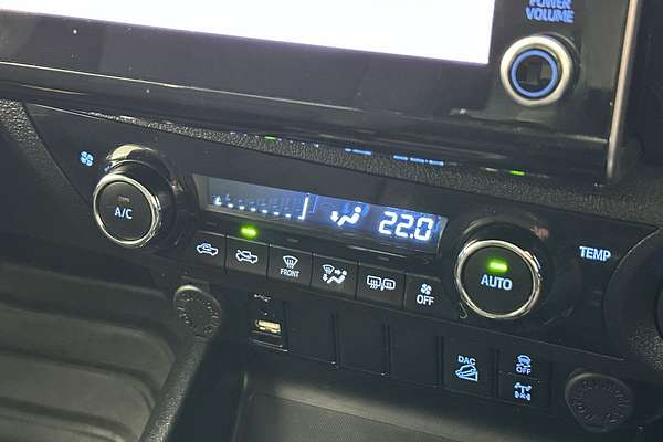2020 Toyota Hilux SR5 GUN126R 4X4