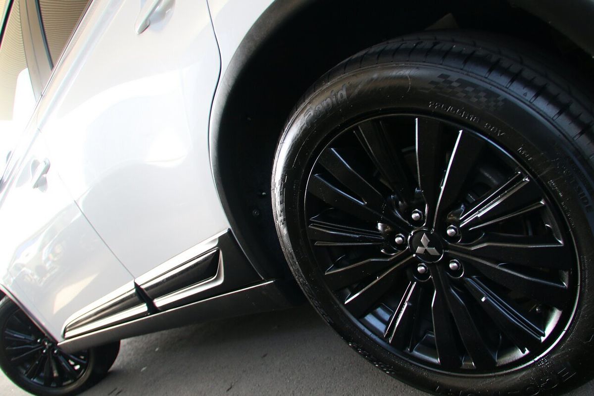 2020 Mitsubishi Outlander Black Edition ZL
