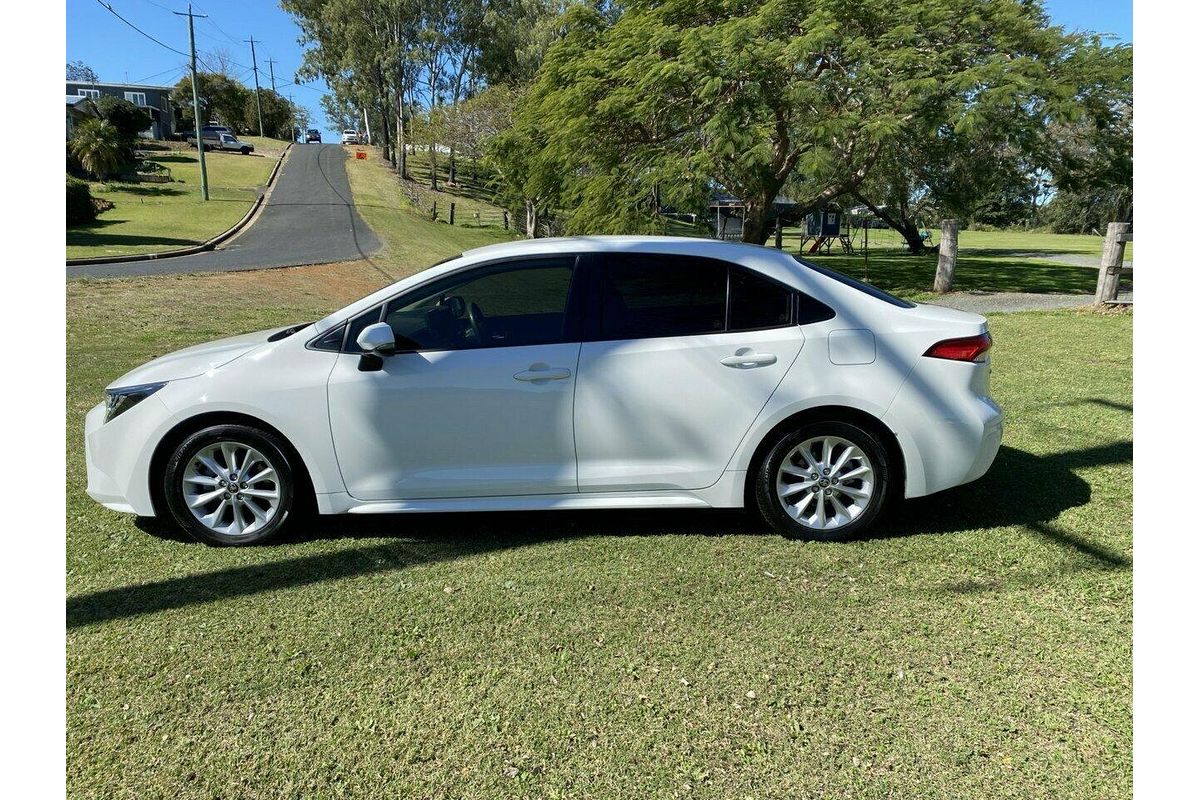 2020 Toyota Corolla Ascent Sport MZEA12R