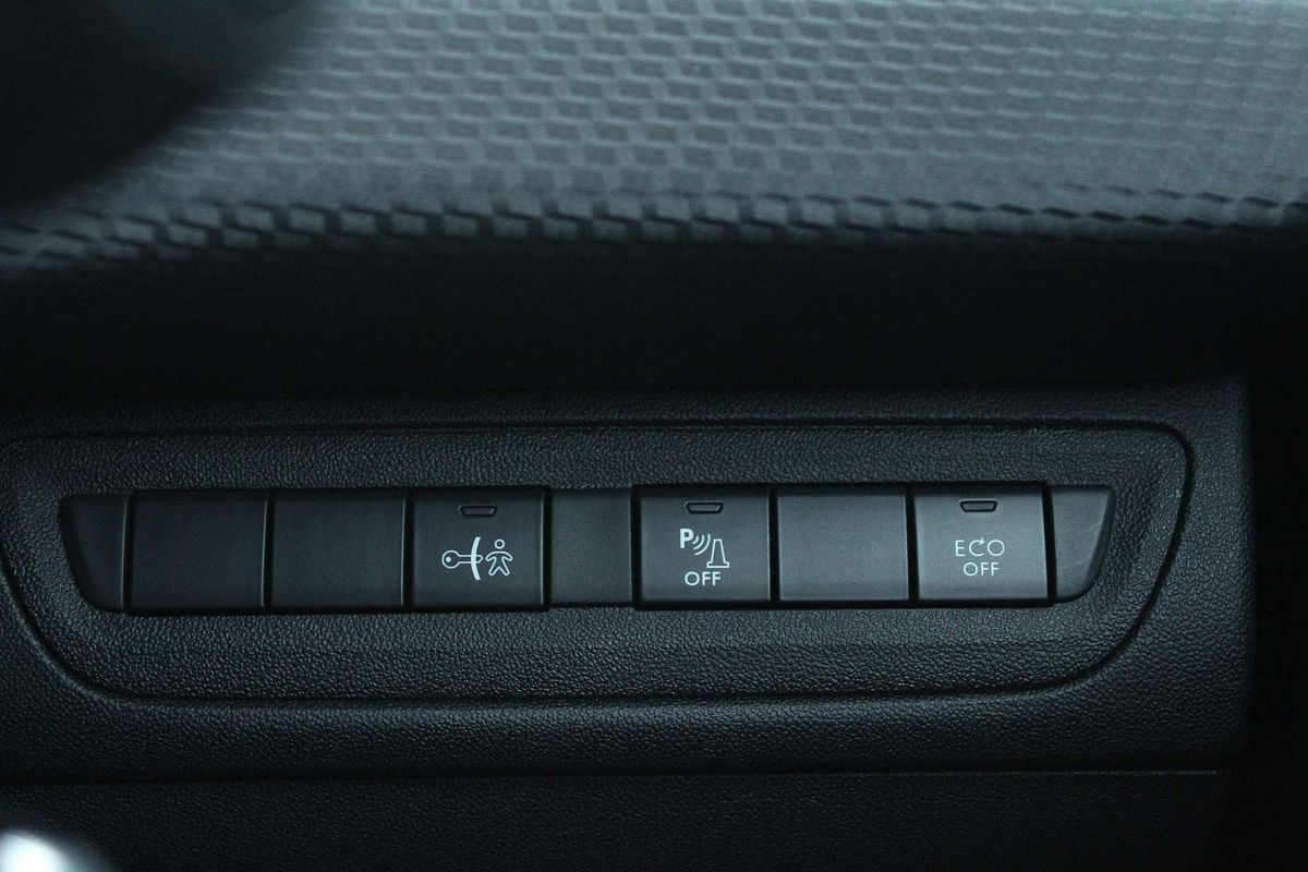 2018 Peugeot 2008 Active A94